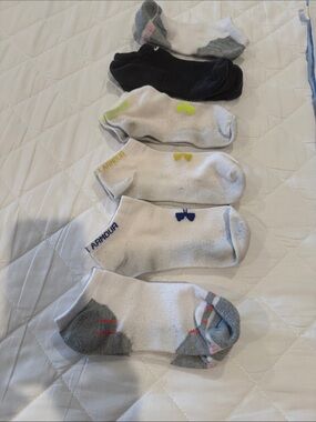 Under Armour/Nike women’s Low-Cut Athletic Socks - White/Gray/Black